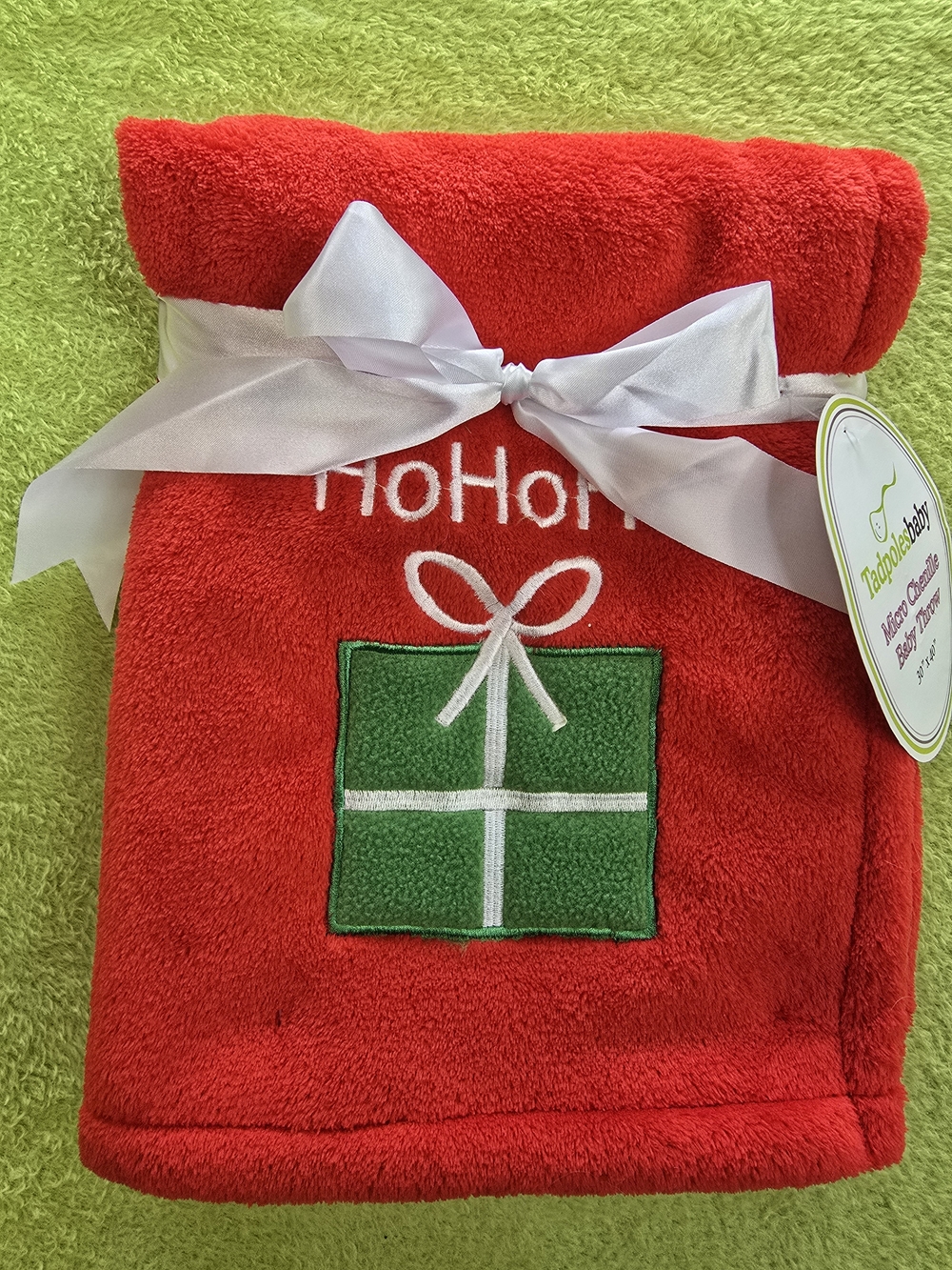NWT 30 x 40 IN BOYS & GIRLS Christmas Red Plush MICRO-CHENILLE Baby BLANKET (Q1)